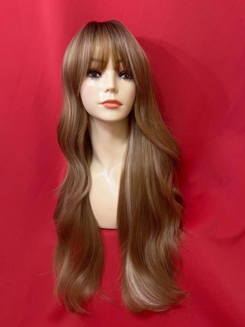 Wigs city collection long layered